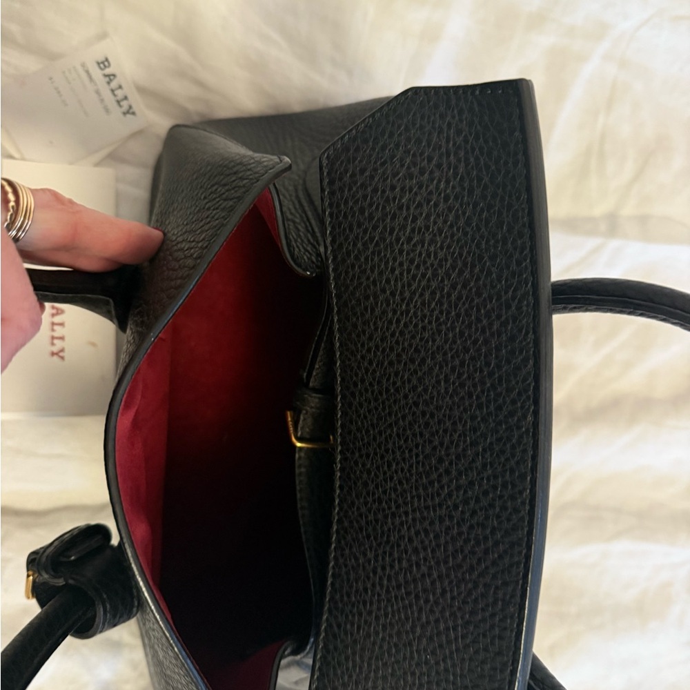 Bally Elegant Black Sommet Satchel with Gold Detail & Red Suede Interior NWT - Picture 6 of 7